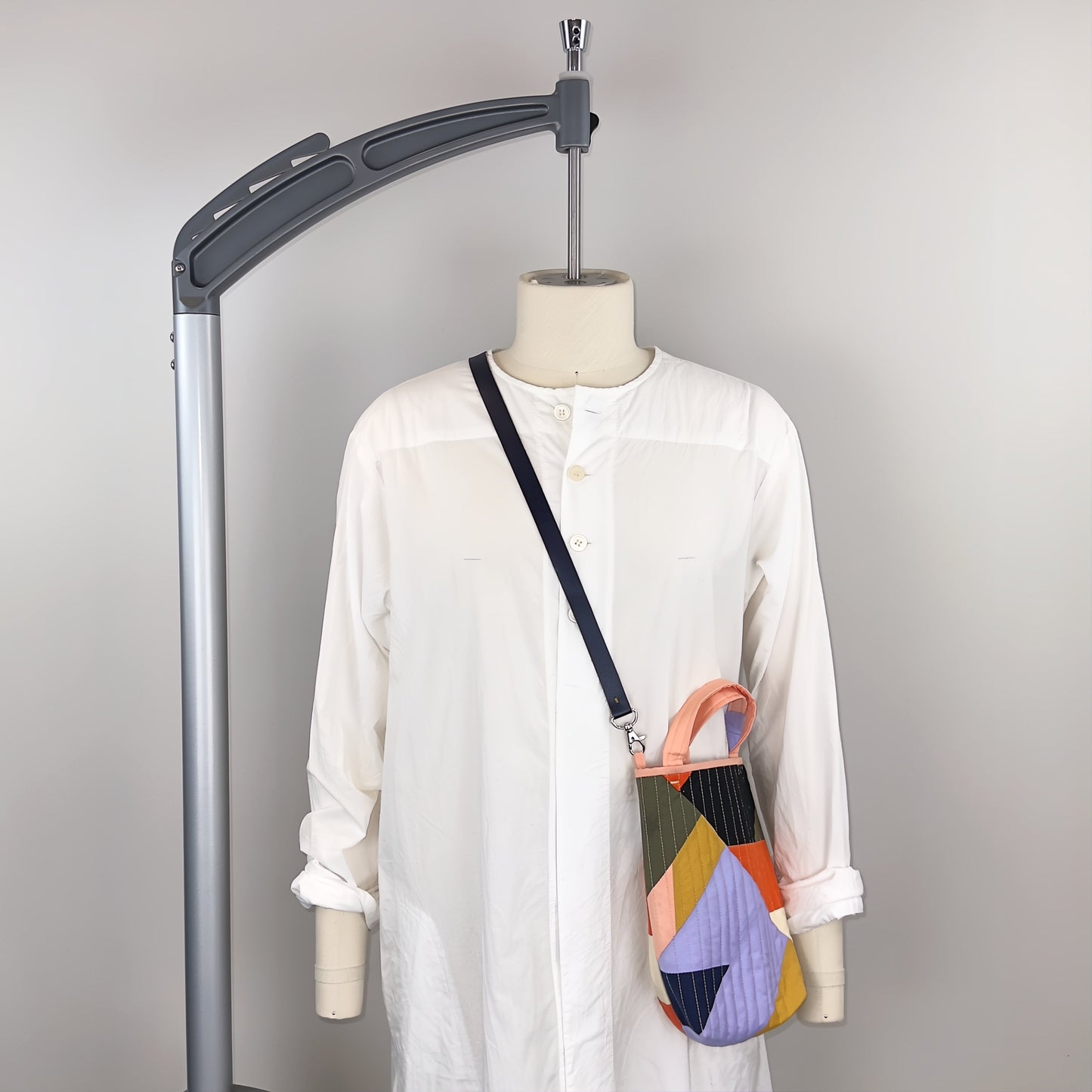 CITY BAG IN GEO QUILT