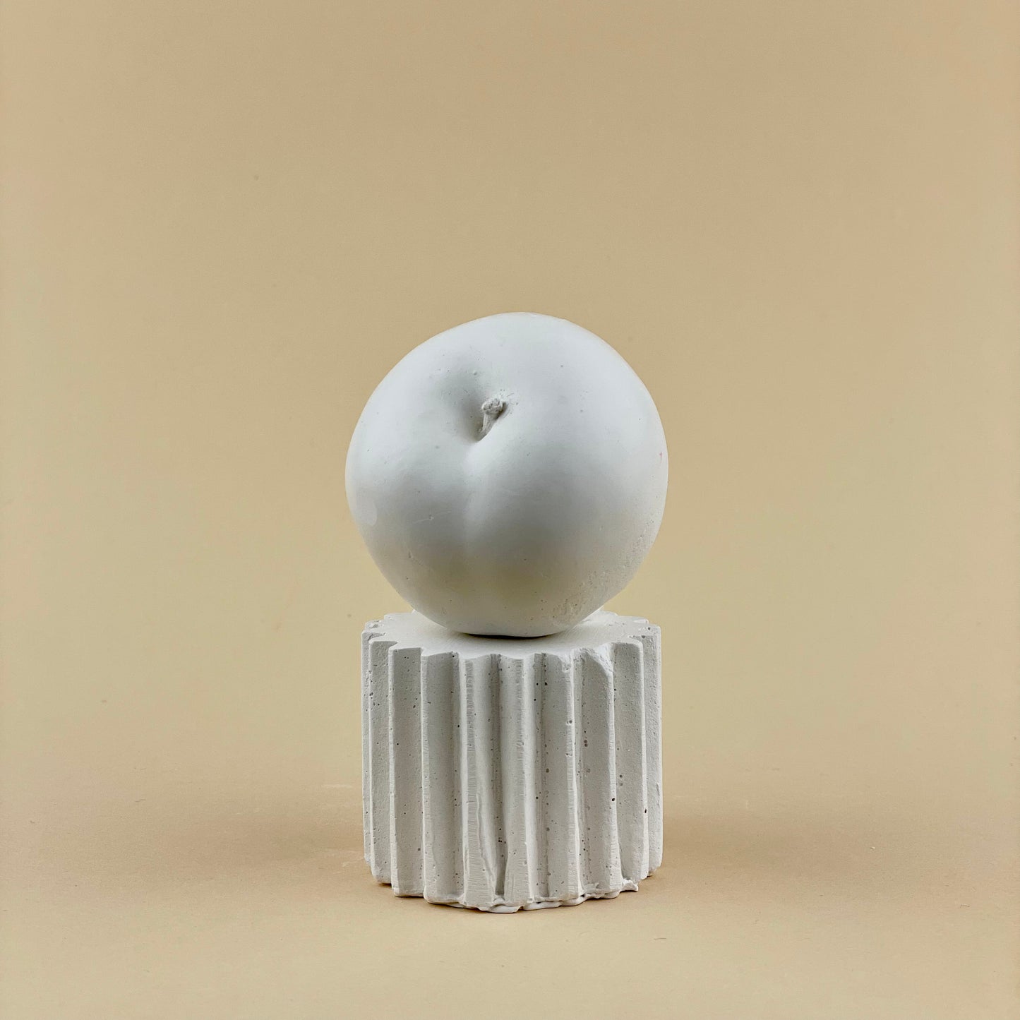 PRUGNA NERA - SCULPTURE WHITE