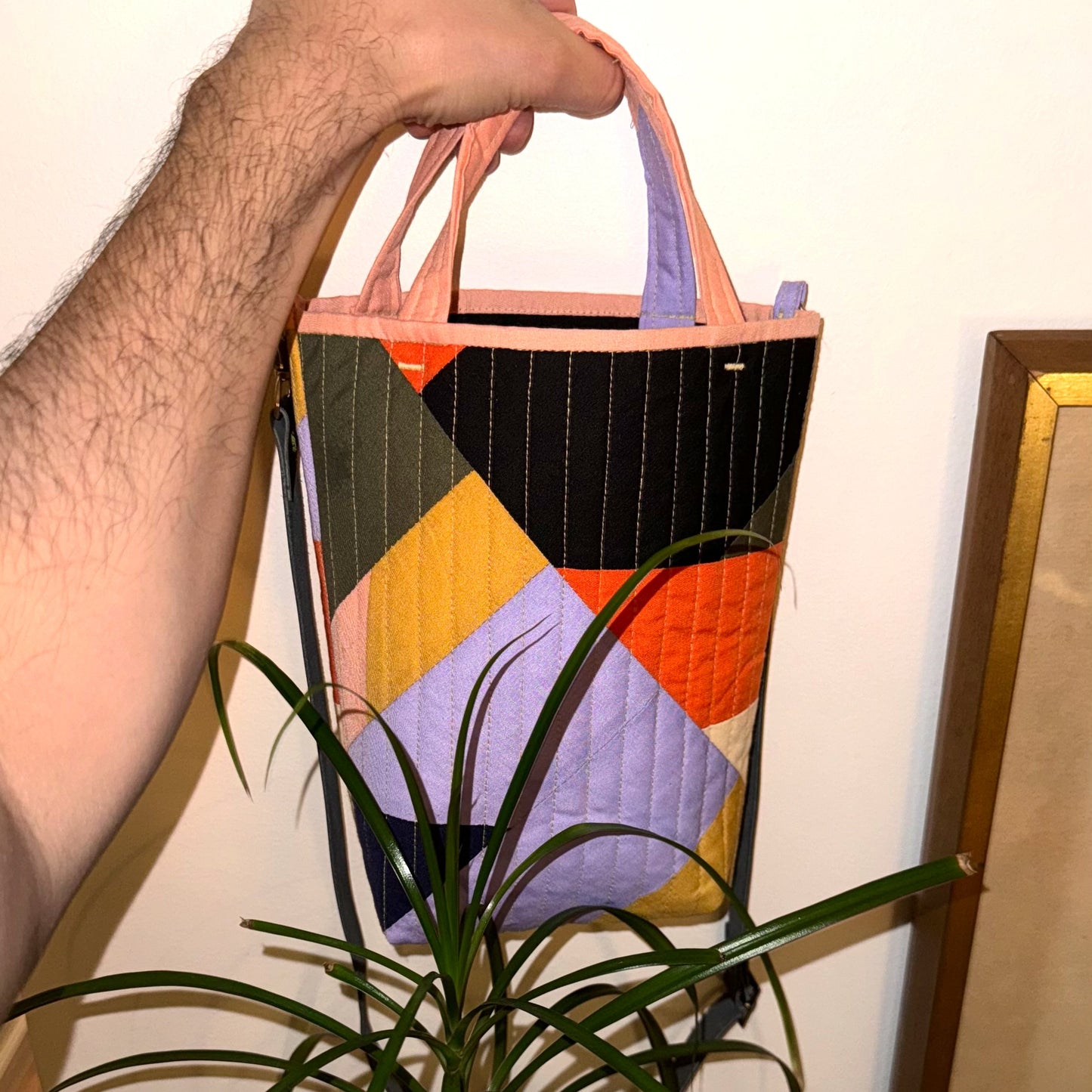 CITY BAG IN GEO QUILT