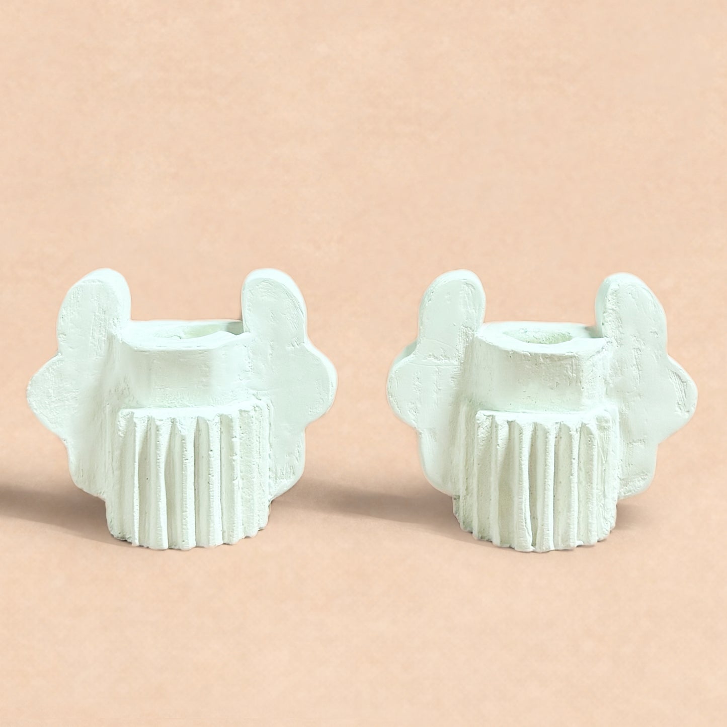 TWIN OAK LEAF CANDLESTICK PAIR - SCULPTURE WHITE